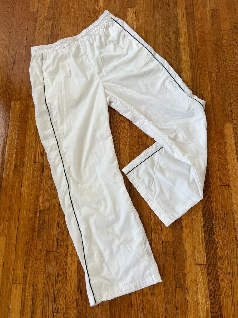 Nike Windrunner High-Waisted Woven Open-Hem Trousers Pants White - Women's Large